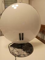 oluce - Bruno Gecchelin - Tafellamp - Opaline glas - Perla