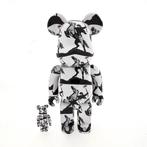 Bearbrick Medicom - BearBrick - Brandalism / Banksy /, Antiek en Kunst, Kunst | Designobjecten