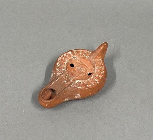 Oud-Romeins Terracottalamp met Ram Met Spaanse, Verzamelen, Mineralen en Fossielen