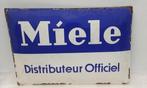 Miele - Emaille bord - Emaille