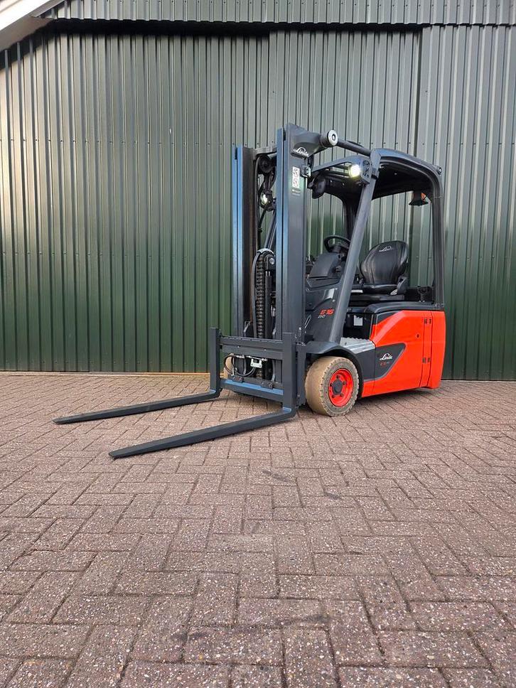 Linde E16 Elektrische Heftruck BJ2020 Triplex Shift 2669uur!, Zakelijke goederen, Machines en Bouw | Heftrucks en Intern transport