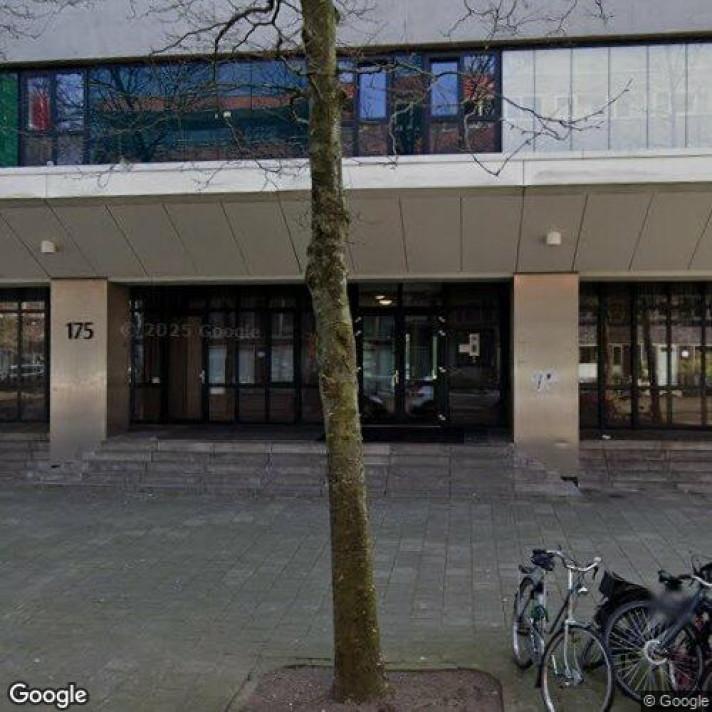 Appartement te huur in Amsterdam - 18 m² - 1 kamer(s), Huizen en Kamers, Huizen te huur, Noord-Holland, Appartement
