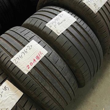 2 x Pirelli PZero 235-35-20 Zomerbanden 6mm beschikbaar voor biedingen