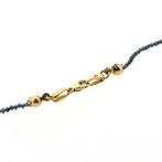Kralen ketting van blauwe diamanten met gouden slot | 48 cm, Gebruikt, Overige kleuren, Ophalen of Verzenden, Met edelsteen