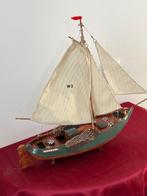 Maritieme objecten - hoogaars W2uit Workum - Hout, Katoen
