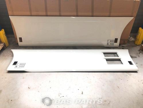Sideskirt Set Iveco Stralis 5801545155, Auto-onderdelen, Vrachtwagen-onderdelen, Gebruikt, Iveco, Carrosserie en Plaatwerk, Ophalen