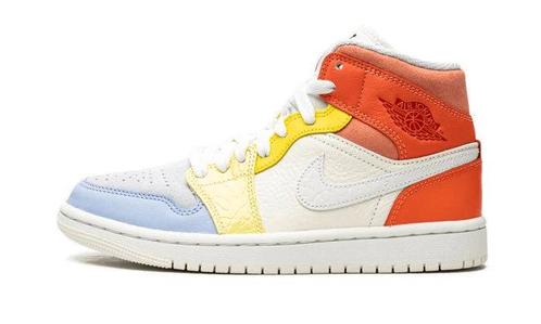 Air Jordan 1 Mid To My First Coach - maat 40.5 (Sneakers), Kleding | Dames, Schoenen, Sneakers of Gympen, Nieuw, Verzenden