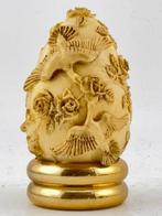 Fabergé ei - Treasury of Eggs Laag reliëf ivoorstijl Ei -