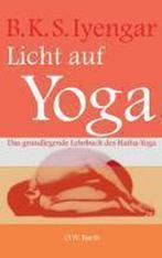 Licht auf Yoga 9783426291436 B. K. S. Iyengar, Boeken, Verzenden, Gelezen, B. K. S. Iyengar