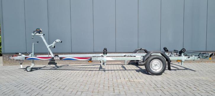 ACTIE!!!!!!! NIEUWE KICK 1300kg Geremd met kenteken ook BUN, Watersport en Boten, Boottrailers, Minder dan 1500 kg, Minder dan 6 meter