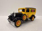 Danbury Mint 1:24 - Modelauto - Coca-Cola Delivery Truck, Nieuw