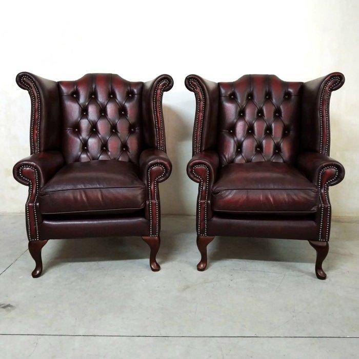 Chesterfield style - Fauteuil (2) - Queen Anne - Leder, Hout, Antiek en Kunst, Curiosa en Brocante