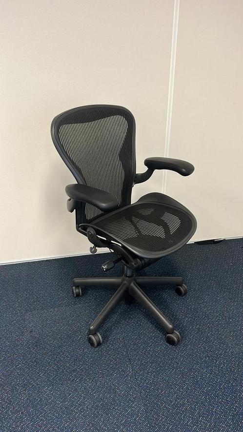 Herman Miller Aeron - Scherpe Prijs - Refurbished, Huis en Inrichting, Bureaustoelen, Bureaustoel, Zwart, Zo goed als nieuw, Ergonomisch