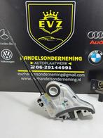 Toyota Aygo deurslot mechaniek bj.2022 art.AISIN-N1, Gebruikt, Toyota, Deur