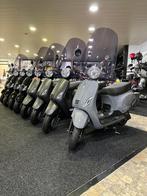 IE vespa look a like scooter 2025 E5 incl bundelpakket, Overige merken, Nieuw, Ophalen of Verzenden, Benzine