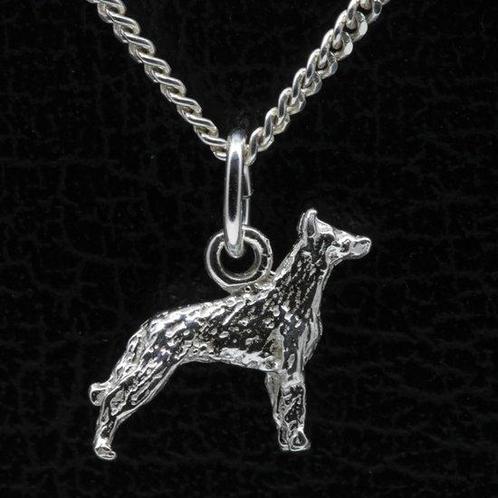 Zilveren Beauceron ketting hanger - oren gecoupeerd - klein, Sieraden, Tassen en Uiterlijk, Kettinghangers, Verzenden