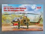 ICM 32062 AH-1G with Vietnam War US Helicopter Pilots 1:32, Hobby en Vrije tijd, Nieuw, Verzenden