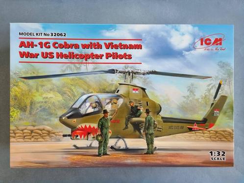 ICM 32062 AH-1G with Vietnam War US Helicopter Pilots 1:32, Hobby en Vrije tijd, Modelbouw | Vliegtuigen en Helikopters, Verzenden