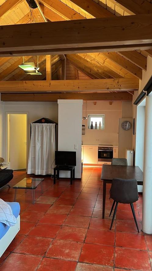 Appartement te huur in Almere - 31 m² - 2 kamer(s) - 2, Huizen en Kamers, Huizen te huur, Flevoland, Appartement
