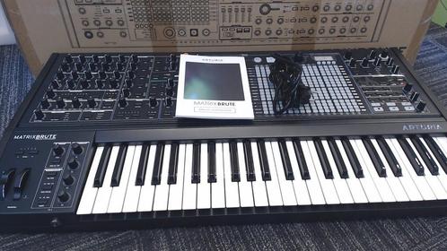 Arturia MatrixBrute Noir Edition, Muziek en Instrumenten, Keyboards, Zo goed als nieuw