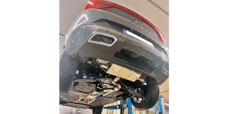 FOX Cupra Formentor KM7 - 4x4 achterdemper kruiselings uitst, Auto-onderdelen, Uitlaatsystemen, Nieuw, Verzenden