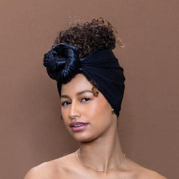 Afrikaanse Zwart Satin Lined hoofddoek - headwrap beschikbaar voor biedingen