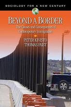 Beyond a Border 9781412924955, Boeken, Zo goed als nieuw