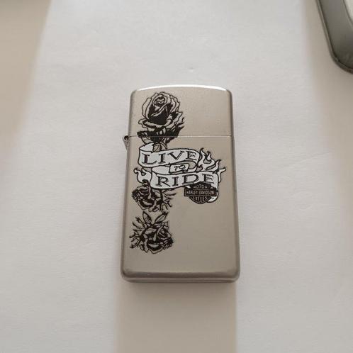 Zippo - Lighter Slim Harley Davidson -Live to Ride- With Tin, Verzamelen, Rookartikelen, Aanstekers en Luciferdoosjes