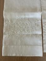 Asciugamani ricamati a mano - Reticello - Handdoek (2) - 113, Antiek en Kunst