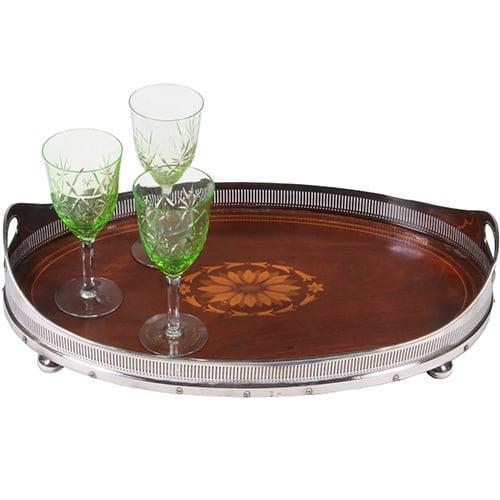 Engels ovaal dienblad met verchroomde  opstaande rand met ge, Antiek en Kunst, Antiek | Meubels | Tafels, Ophalen of Verzenden