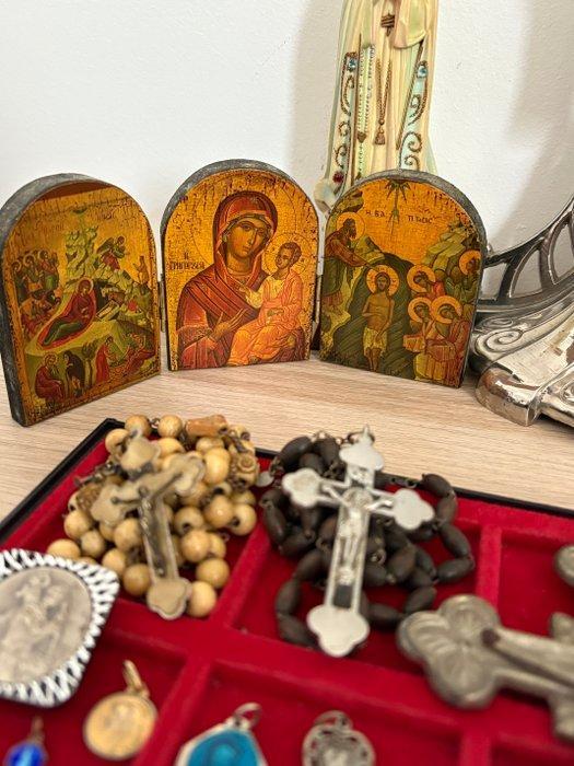 Verschillende oude religieuze voorwerpen (64) - Hout,, Antiek en Kunst, Antiek | Boeken en Bijbels