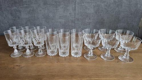 Cristal dArques - Drinkservies (18) - Louvres - Kristal, Antiek en Kunst, Antiek | Meubels | Tafels