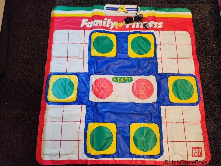 Nintendo Nes - Family Fun Fitness Mat, Spelcomputers en Games, Spelcomputers | Nintendo NES, Gebruikt, Verzenden