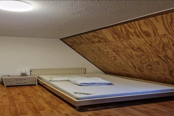 Kamer Zwijnsbergenweg in Rotterdam, Huizen en Kamers, Kamers te huur, 20 tot 35 m², Rotterdam