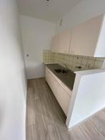 Te huur: Studio Schietbaanlaan in Rotterdam met 1 kamer(s), Huizen en Kamers, Huizen te huur, Direct bij eigenaar, Tussenwoning