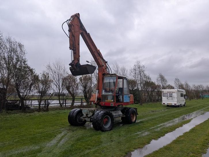 Mobiele graafmachine Atlas, 1302, bouwjaar 1978, Zakelijke goederen, Machines en Bouw | Kranen en Graafmachines