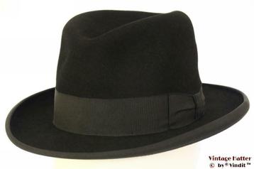 Vintage heren homburg hoeden in verschillende maten beschikbaar voor biedingen