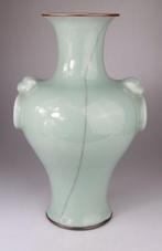 Vaas - Porselein - China - Qing Dynastie (1644-1911) -, Antiek en Kunst