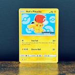 Pokémon Card - Ashs Pikachu SM113 - Pokémon, Hobby en Vrije tijd, Verzamelkaartspellen | Pokémon, Nieuw