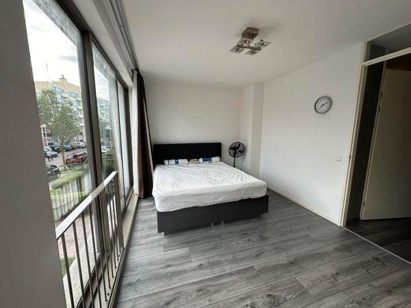 Te huur: Appartement Wolvenrade in Den Haag met 4 kamer(s), Huizen en Kamers, Huizen te huur, Direct bij eigenaar, A, Tussenwoning