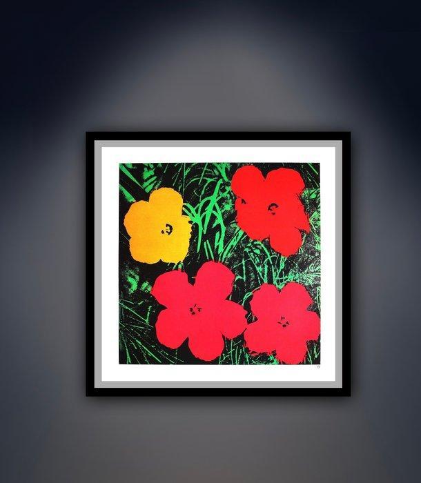 Andy Warhol - “Flowers, 1964”. In groot formaat 90 x 90 cm., Antiek en Kunst, Kunst | Tekeningen en Foto's