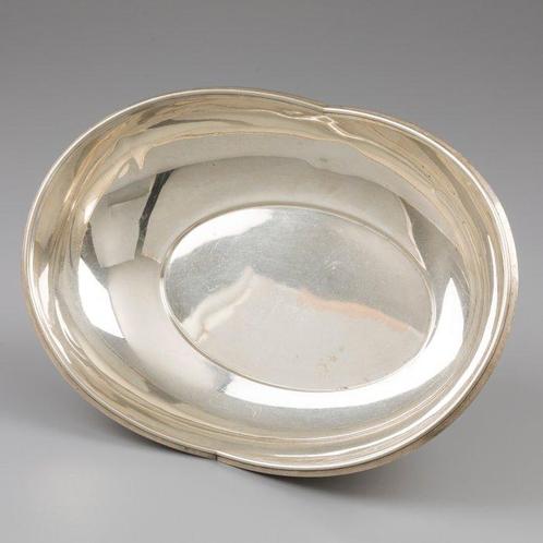 Zilverfabr. Voorschoten - Broodmand - .833 zilver, Antiek en Kunst, Antiek | Goud en Zilver