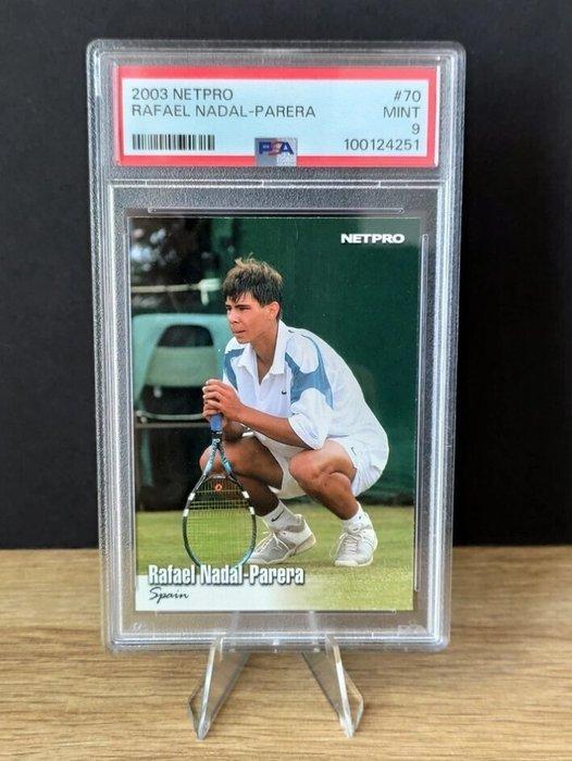 2003 Netpro Rafael Nadal Parera - Rookie - PSA 9 Graded card, Verzamelen, Stickers