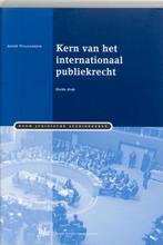 Kern van het internationaal publiekrecht 9789054549079, Zo goed als nieuw