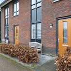 Tussenwoning met tuin, wasmachineaansluiting, inlo..., Huizen en Kamers, Huizen te koop, Arnhem
