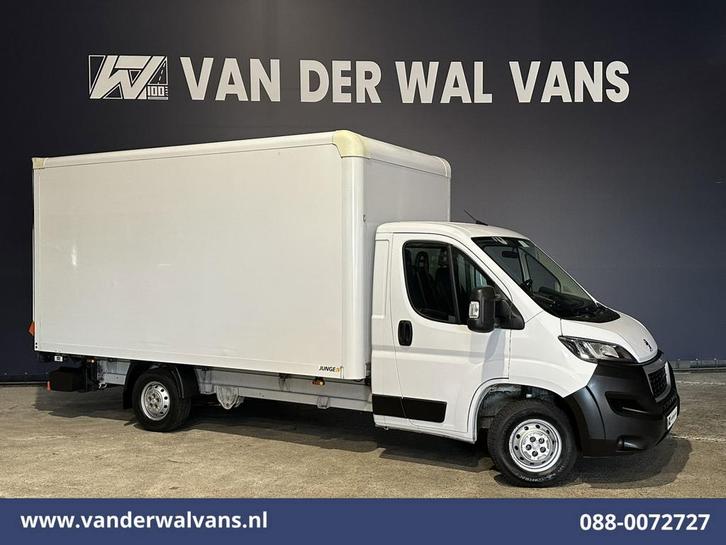Peugeot Boxer | 2.2 BlueHDi 141pk Bakwagen Laadklep Euro6, Auto's, Bestelauto's, Dealer onderhouden, Te koop, Handgeschakeld, Diesel