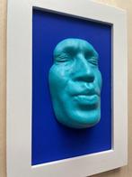 gregos - Small blue light kiss on blue background-white, Antiek en Kunst