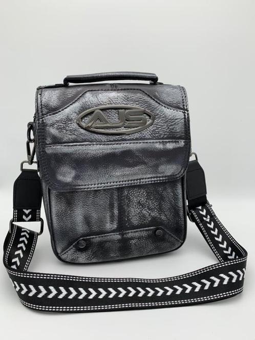Handtas zwart/zilver schoulder bag 100% leer, Auto-onderdelen, Overige Auto-onderdelen, Nieuw, Ophalen of Verzenden