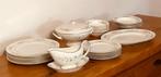 Wedgwood - Tafelservies (48) - Westbury R4410 -, Antiek en Kunst