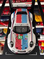 IXO 1:18 - Modelauto - Porsche 911 (991) RSR #93-Limited, Nieuw